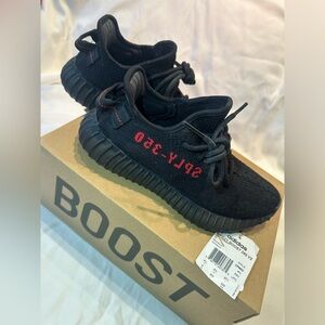 YEEZY BOOST  350 v2 BRED Sz 6 women’s